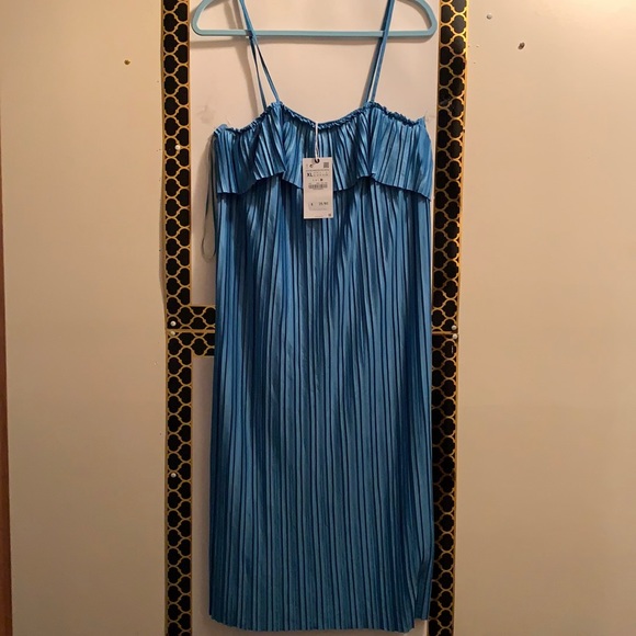 Zara Dresses & Skirts - ZARA DRESS, MIDI, SIZE XL